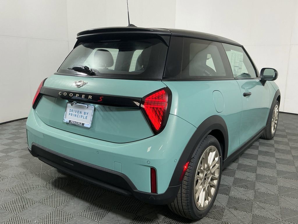 New 2026 MINI Cooper S image 5