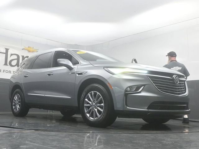 Used 2023 Buick Enclave Essence w/ LPO, Floor Liner Package FWD image 5