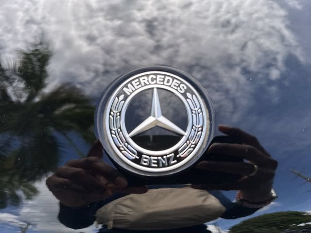 Used 2022 Mercedes-Benz GLC 300 w/ Premium Package Lite image 10