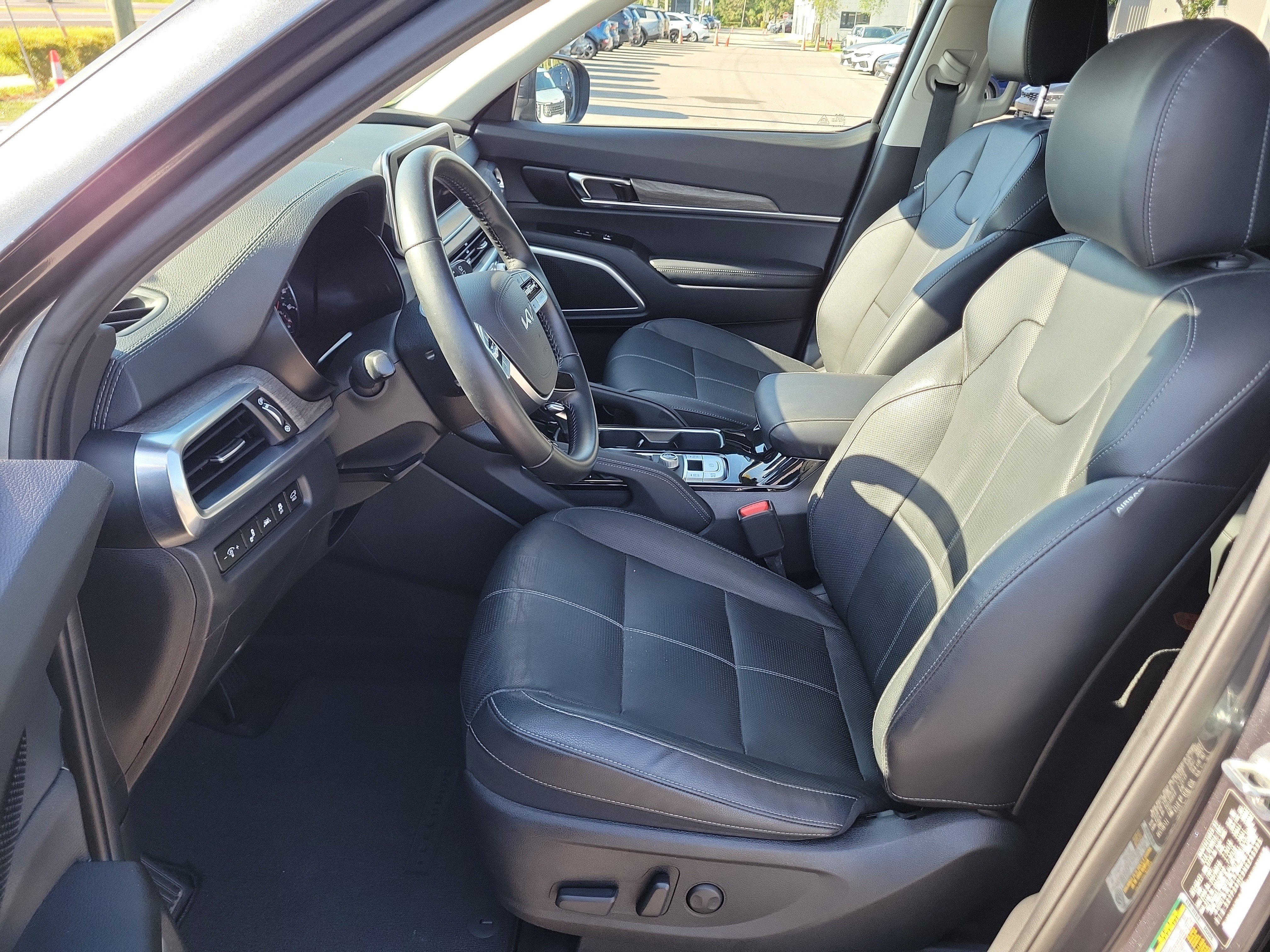 Certified 2022 Kia Telluride EX FWD image 23