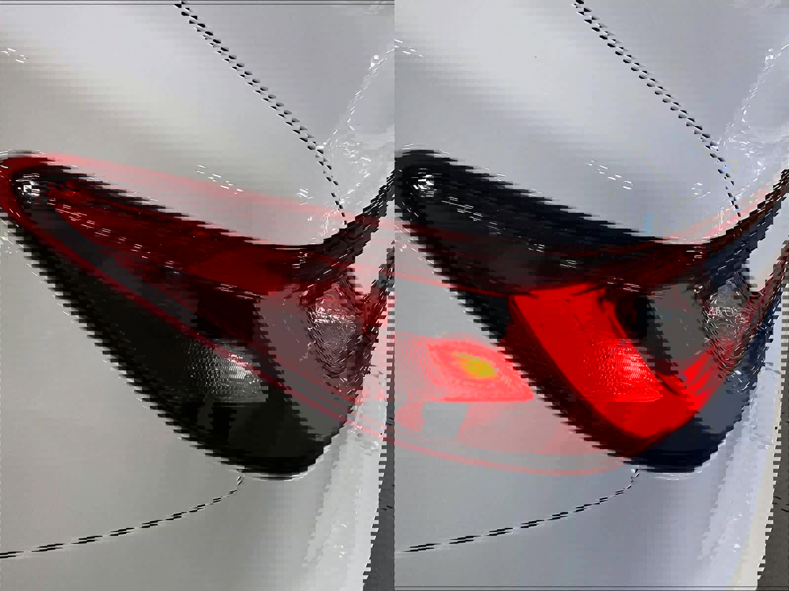 Used 2025 Toyota Camry LE image 33