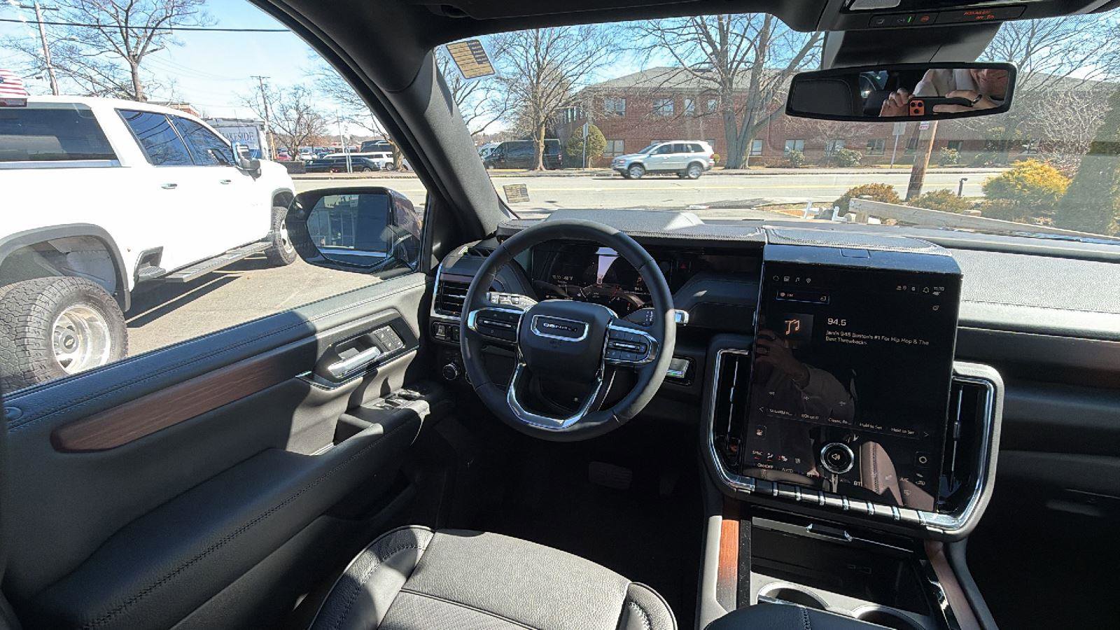 New 2026 GMC Yukon Denali image 39