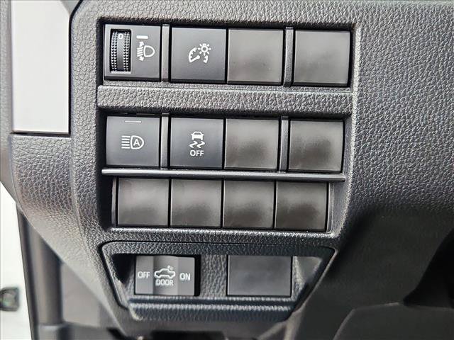 Used 2026 Toyota Tacoma SR5 w/ SR5 Upgrade Package AWD/4WD image 16
