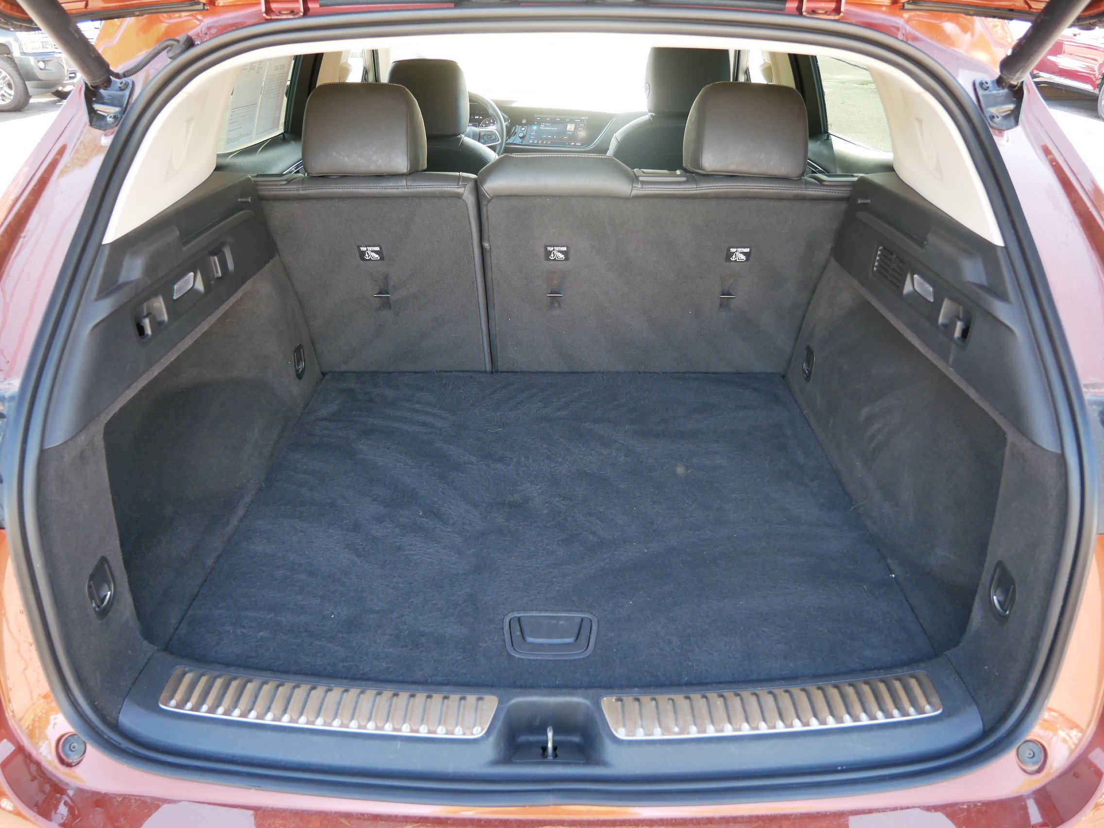 Used 2021 Buick Envision Essence w/ Technology Package I image 14