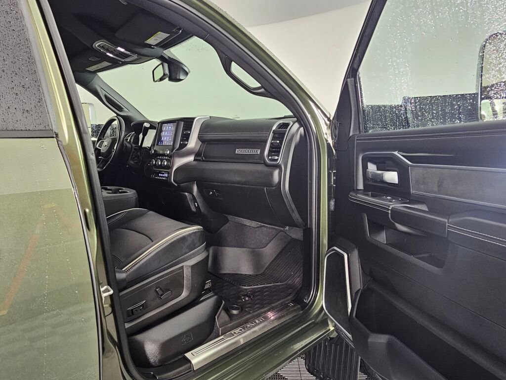 Used 2021 RAM 3500 Laramie image 37