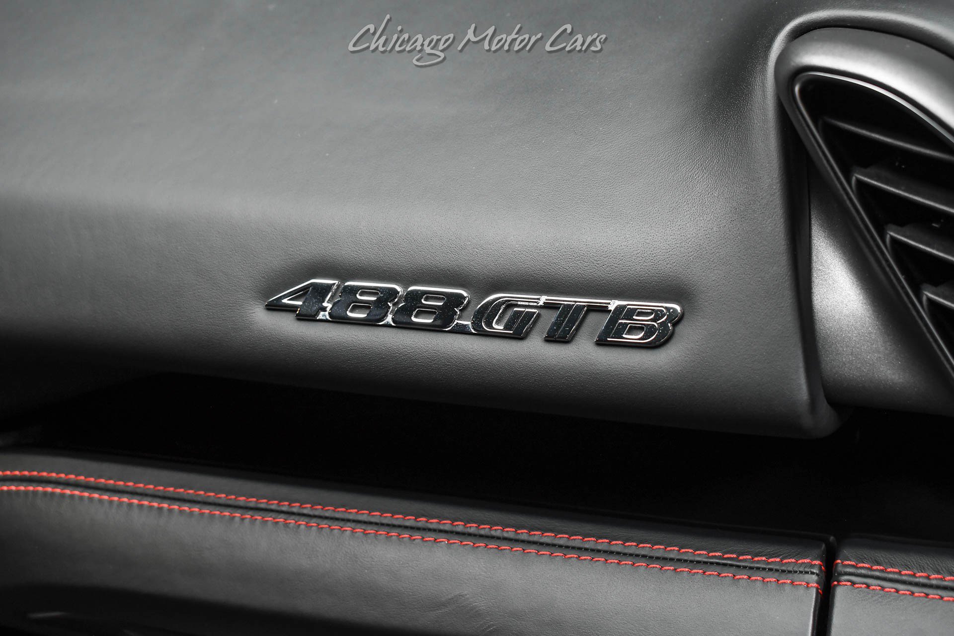 Used 2018 Ferrari 488 GTB RWD image 26