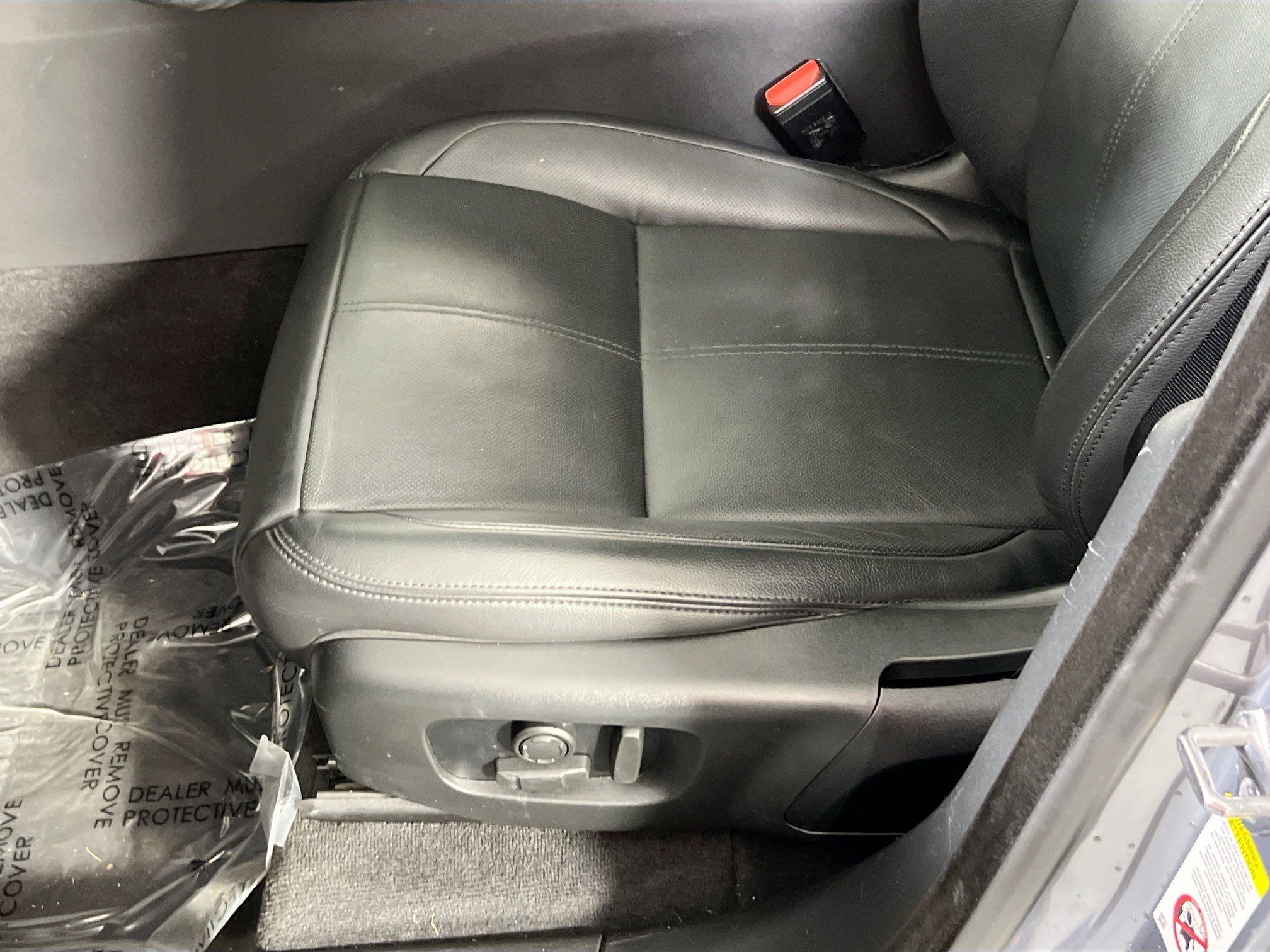 Used 2024 Land Rover Range Rover Velar Dynamic SE image 20