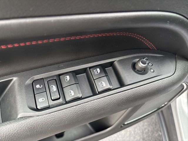 Used 2023 Jeep Compass Trailhawk image 30