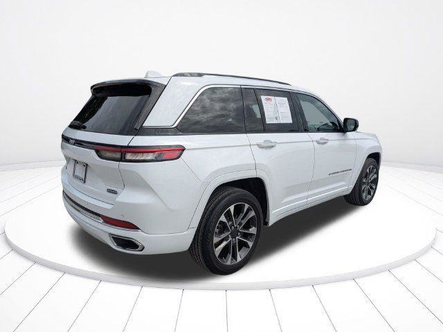 Used 2022 Jeep Grand Cherokee Overland AWD/4WD image 4