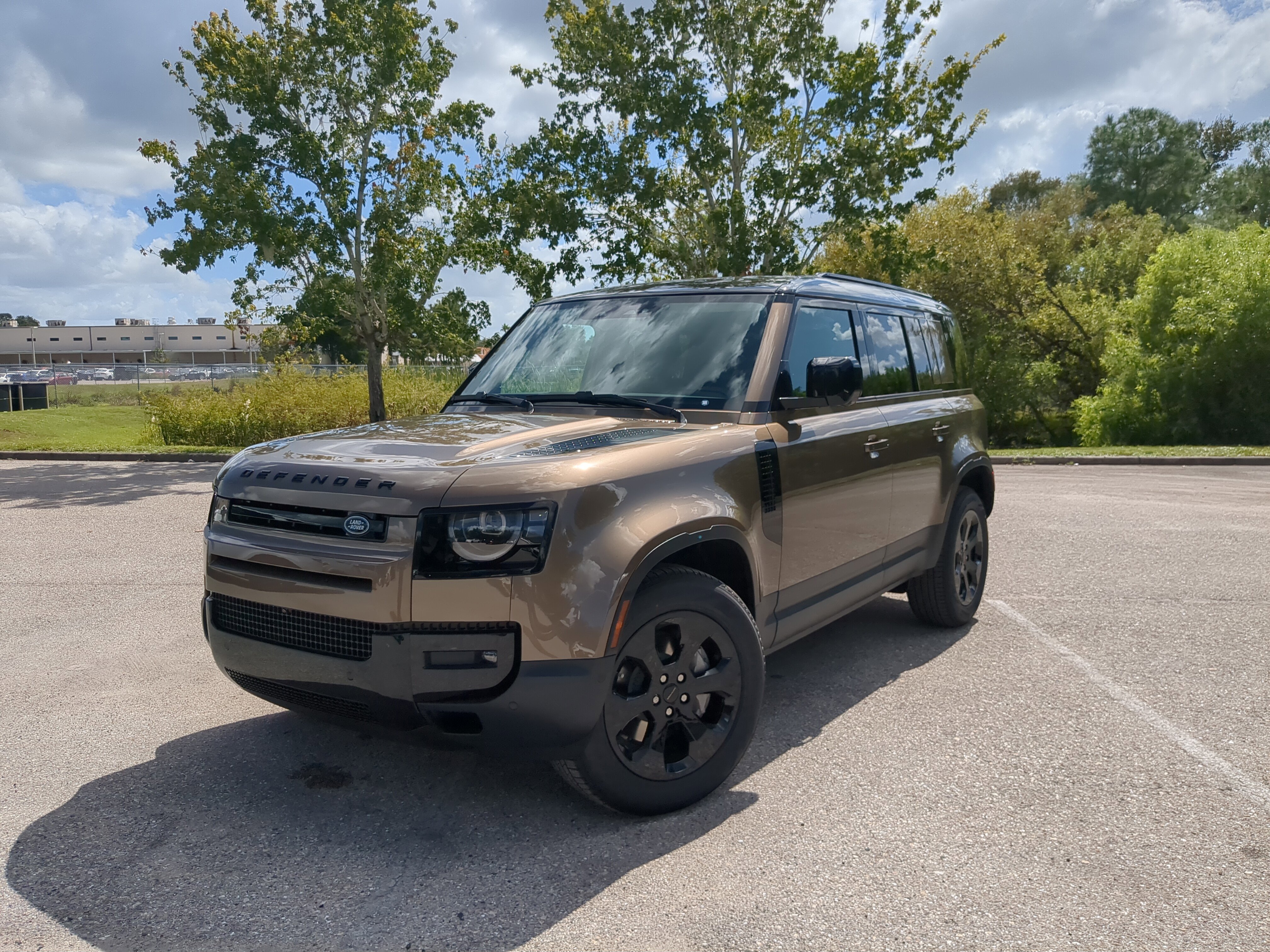 New 2026 Land Rover Defender 110 S 360° Tour