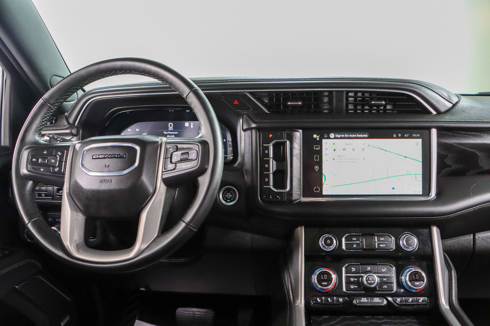 Used 2024 GMC Yukon XL Denali image 18