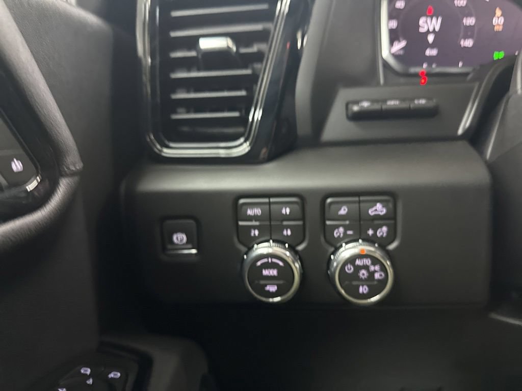 New 2026 GMC Sierra 1500 AT4 w/ AT4 Premium Package AWD/4WD image 36