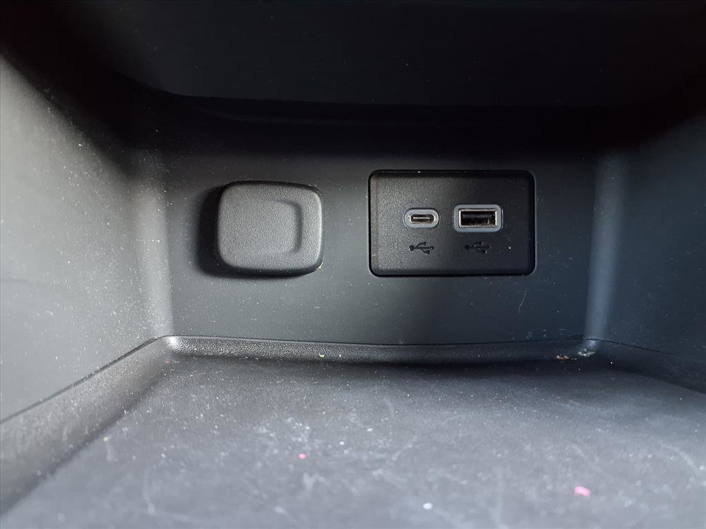 Used 2021 GMC Acadia SLE w/ Driver Convenience Package image 8