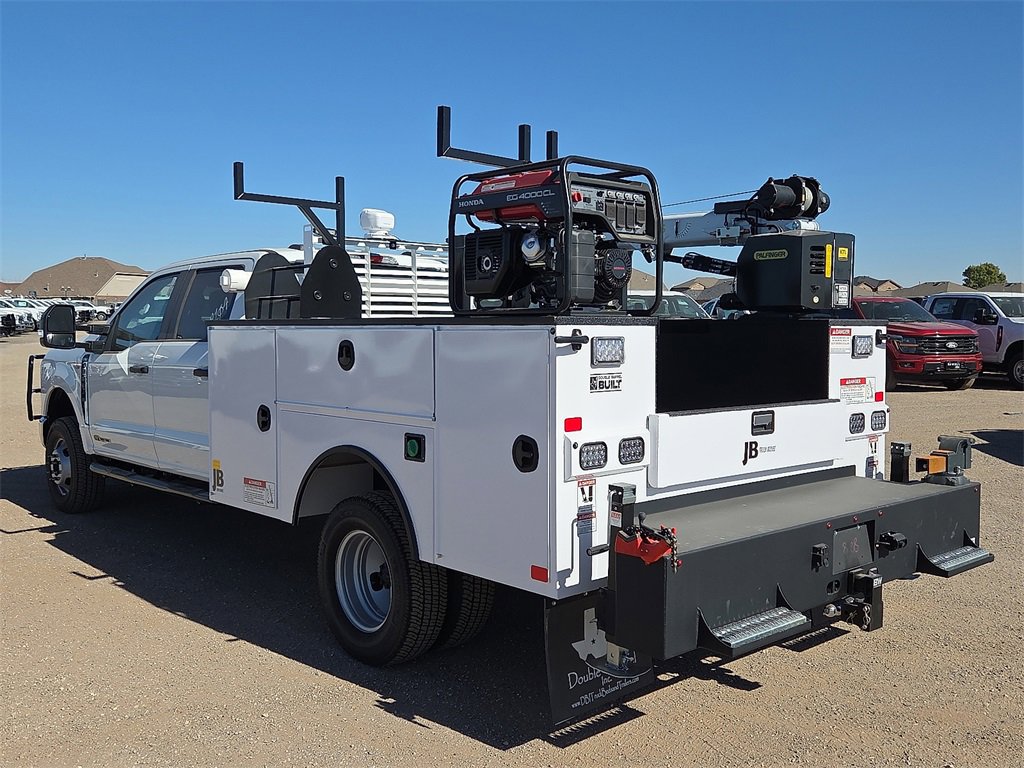 New 2025 Ford F350 XL w/ XL Chrome Package image 3