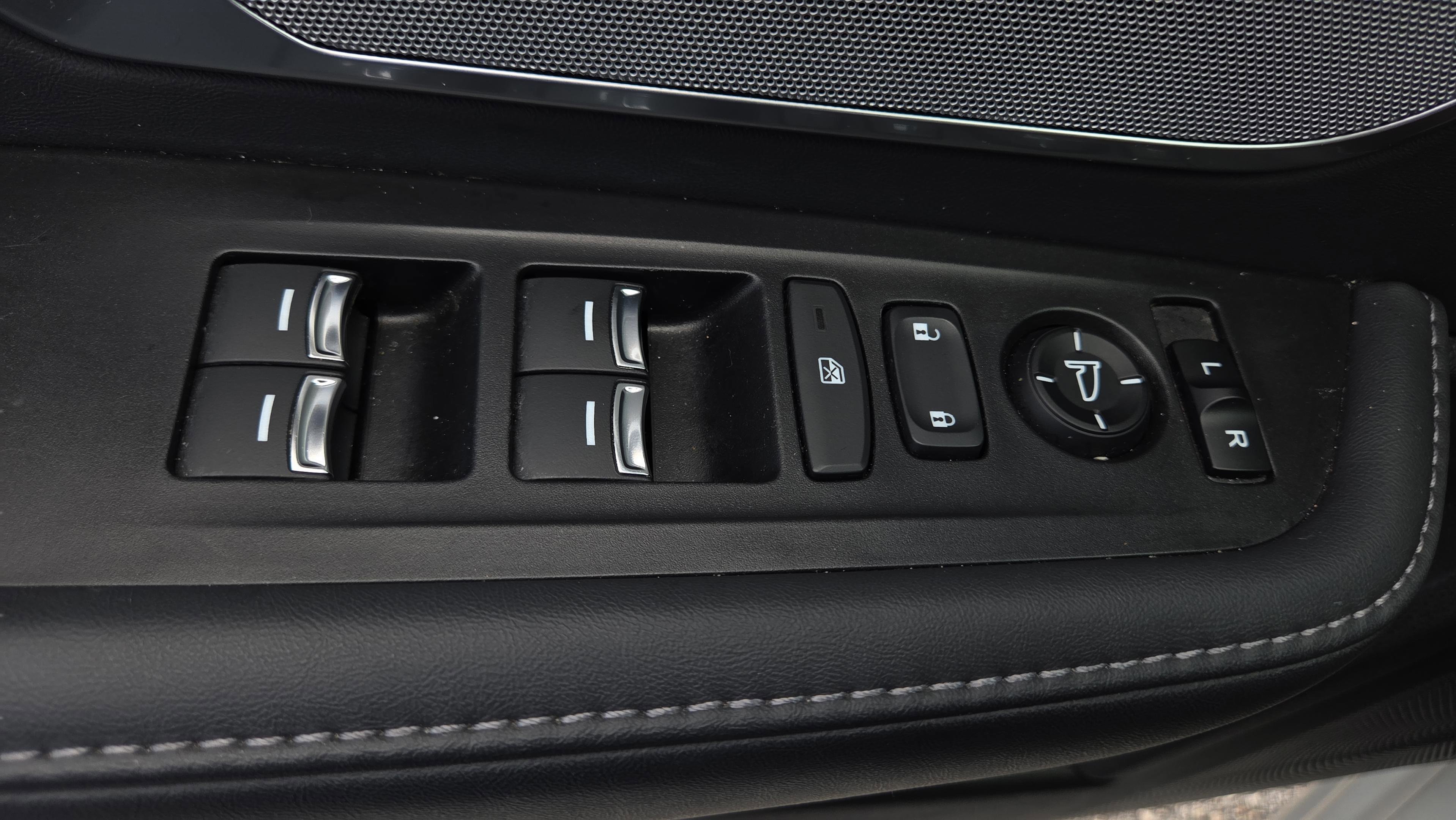 Used 2021 Acura RDX A-Spec FWD image 36