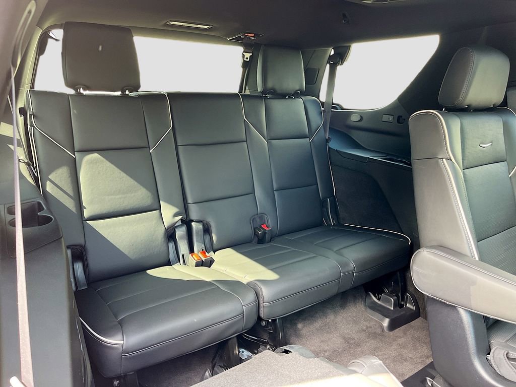 Certified 2023 Cadillac Escalade Premium Luxury w/ Performance Package AWD/4WD image 35
