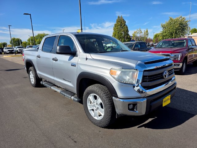 Used 2015 Toyota Tundra SR5 AWD/4WD image 6