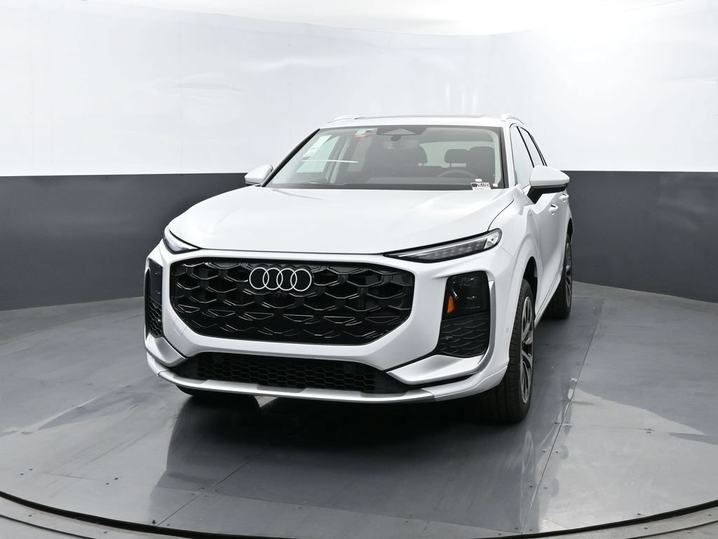 New 2026 Audi Q3 quattro 2.0T AWD/4WD image 2