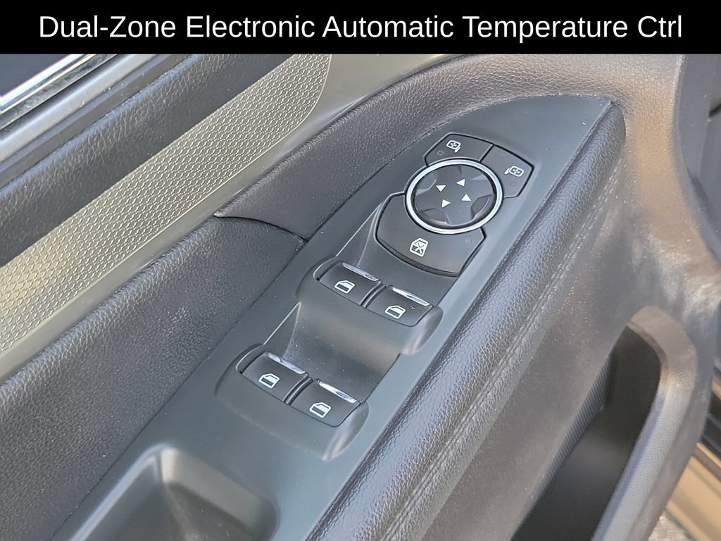 Used 2019 Ford Explorer XLT AWD/4WD image 9