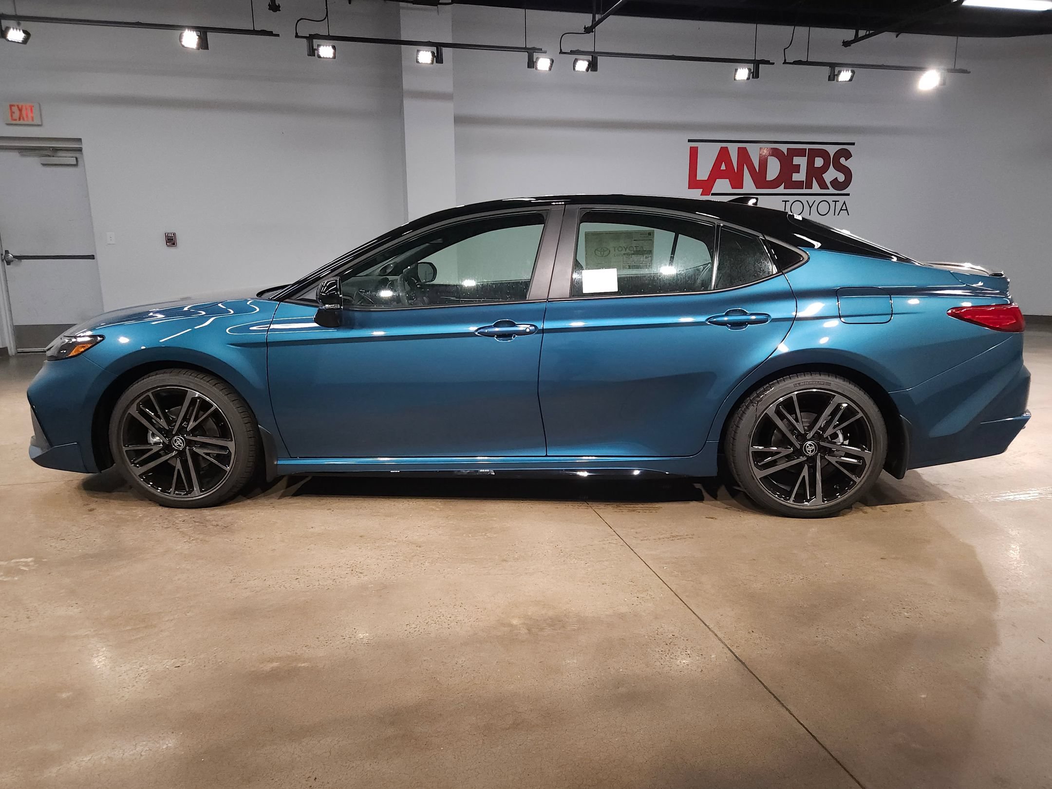 New 2026 Toyota Camry XSE FWD image 4