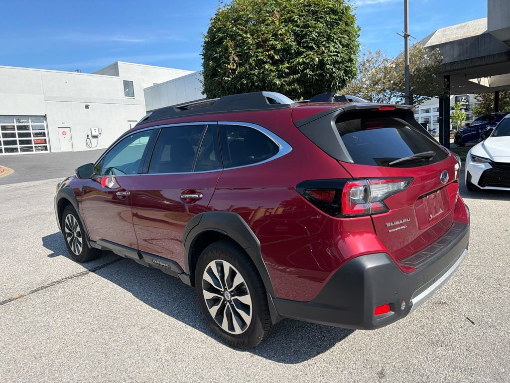 Used 2025 Subaru Outback Touring XT AWD/4WD image 23