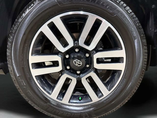 Used 2023 Toyota 4Runner Limited image 33