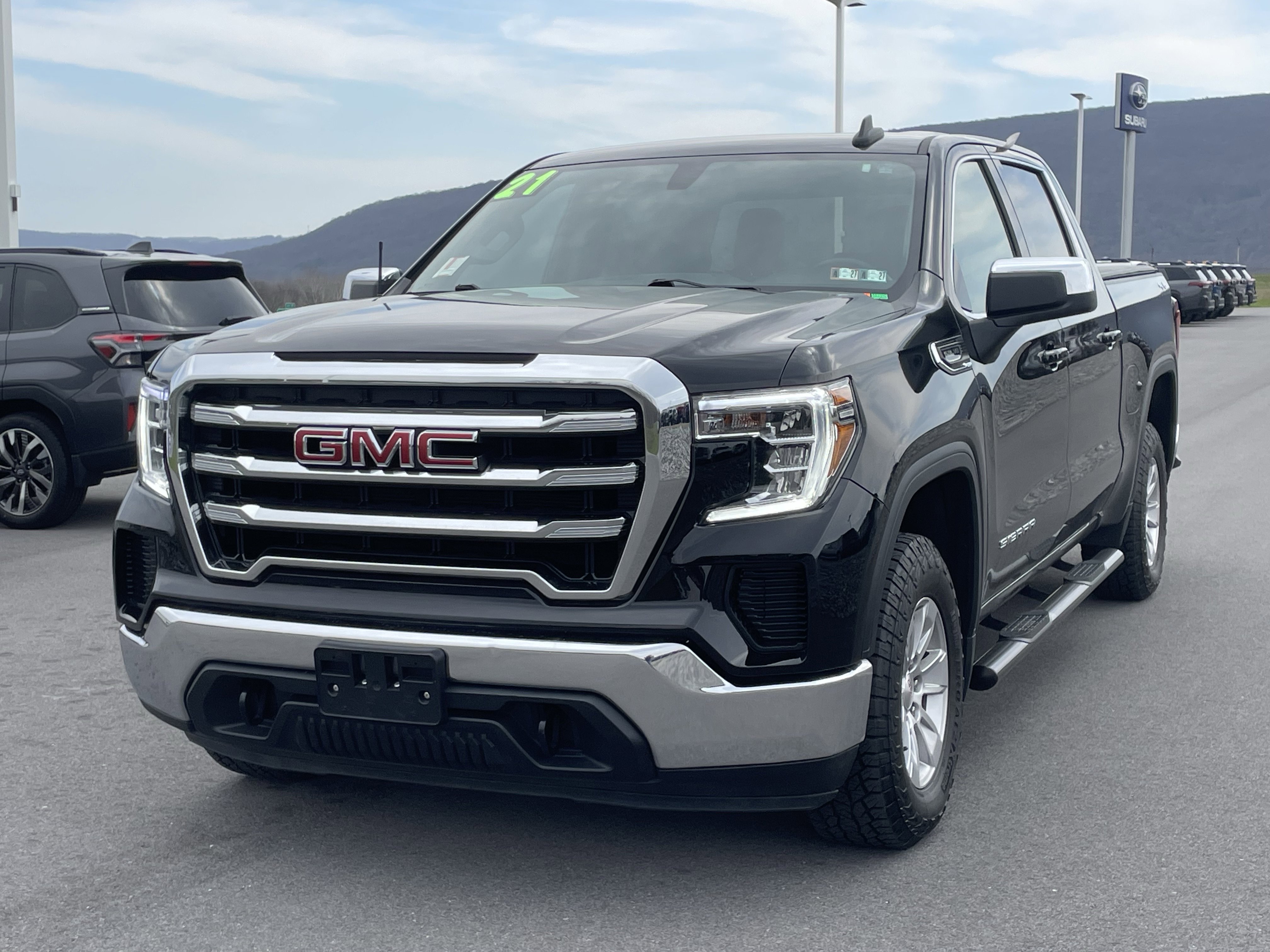Used 2021 GMC Sierra 1500 SLE image 8