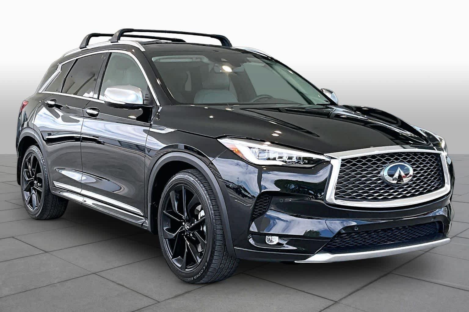 Used 2023 INFINITI QX50 Sensory w/ Accent Package AWD/4WD image 2