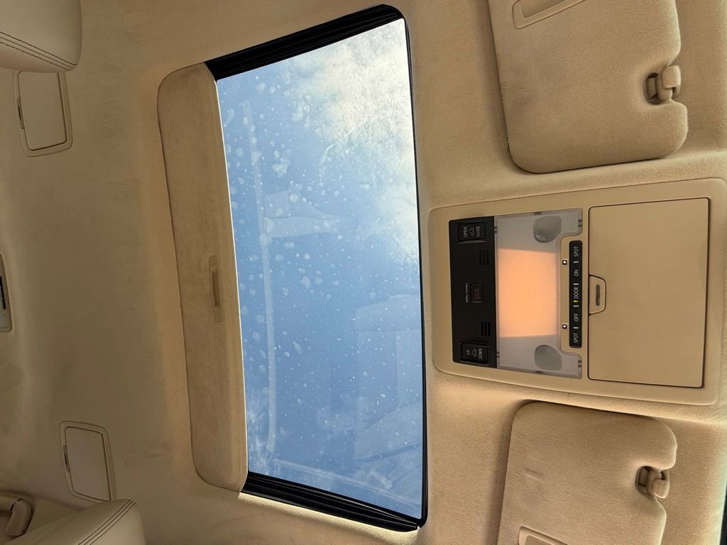 Used 2014 Lexus LS 460 w/ Comfort Package image 12