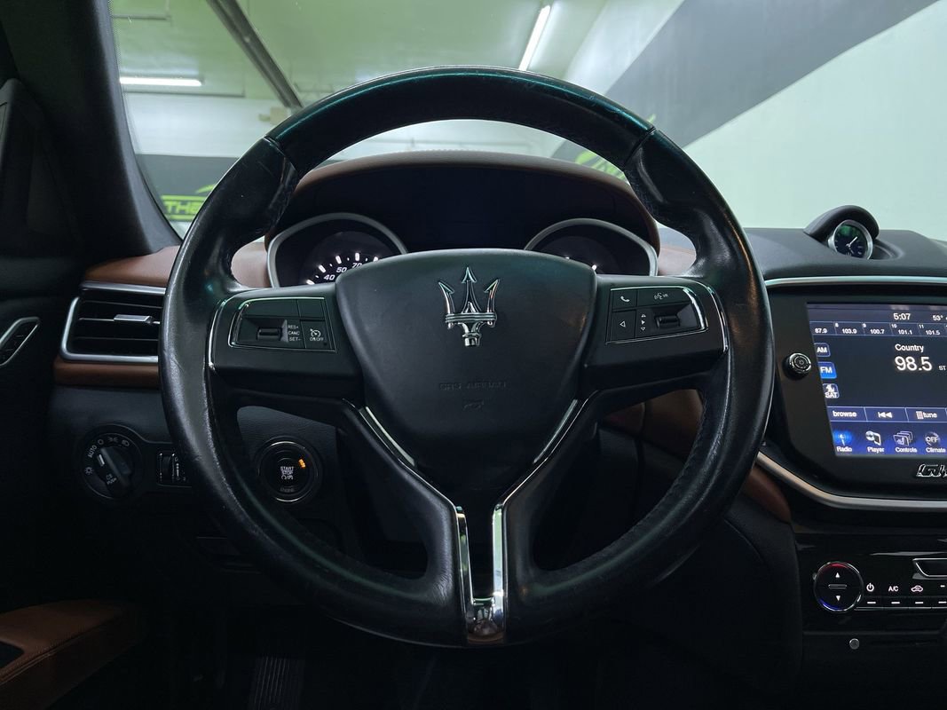 Used 2016 Maserati Ghibli image 20