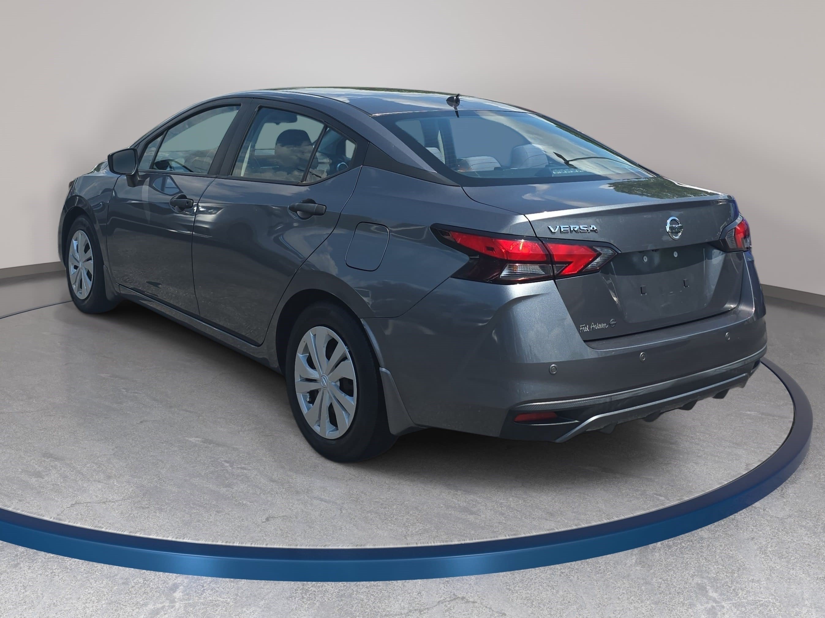 Used 2021 Nissan Versa S FWD image 7