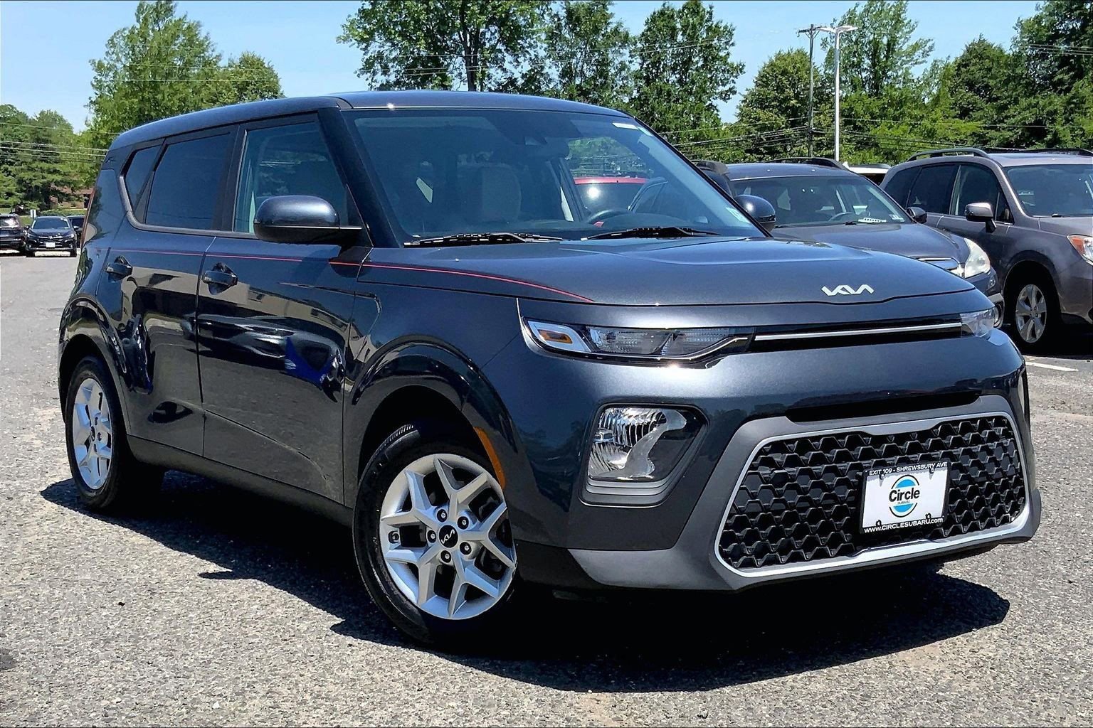 Used 2022 Kia Soul S FWD image 2