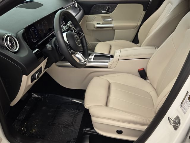 Used 2025 Mercedes-Benz GLA 250 image 10