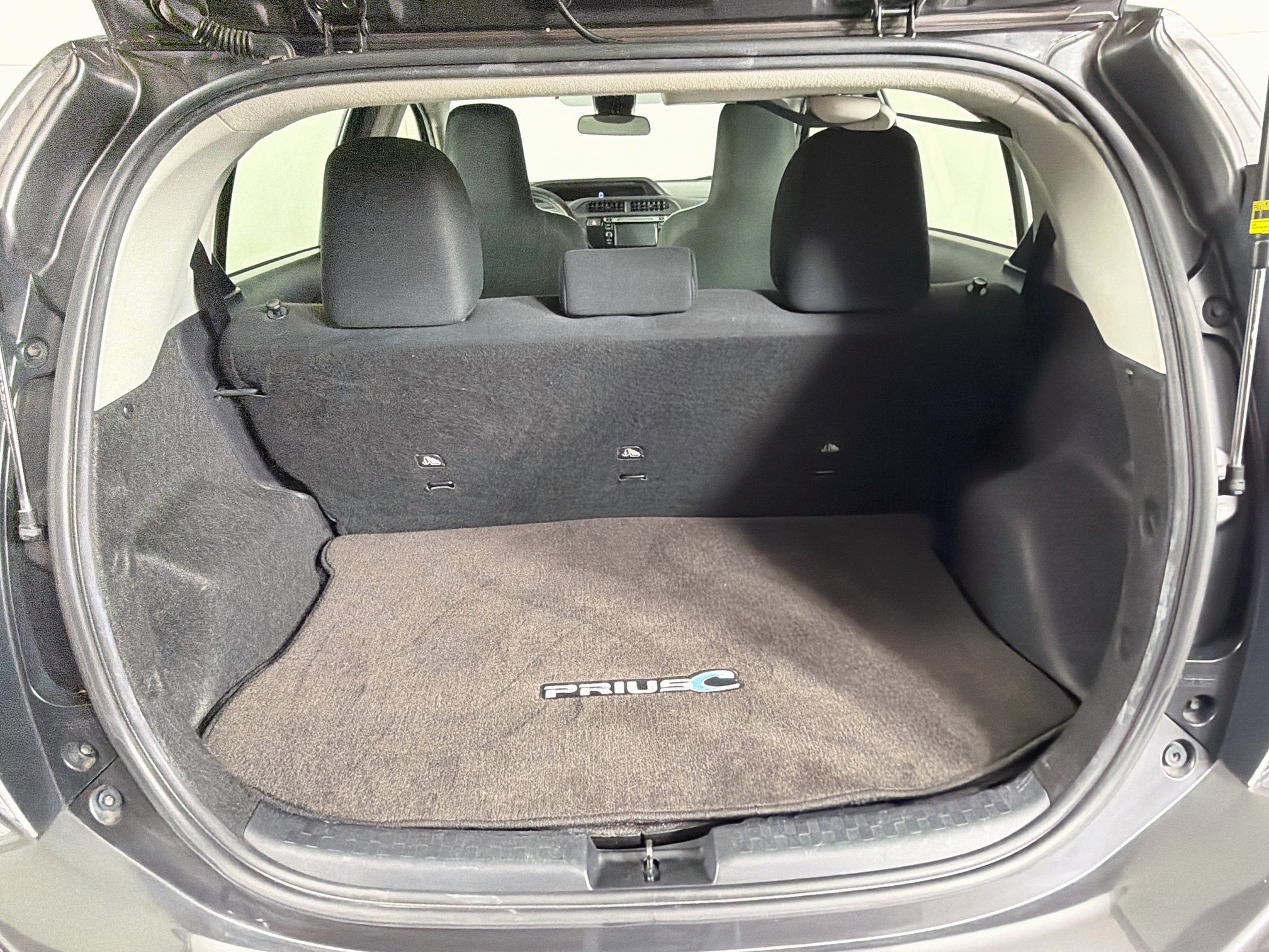 Used 2017 Toyota Prius C One FWD image 25