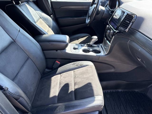 Used 2020 Jeep Grand Cherokee Altitude image 24