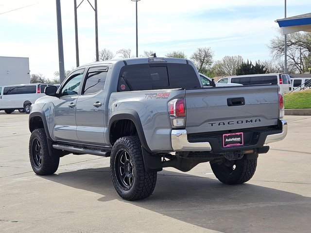 Used 2020 Toyota Tacoma TRD Off-Road image 8