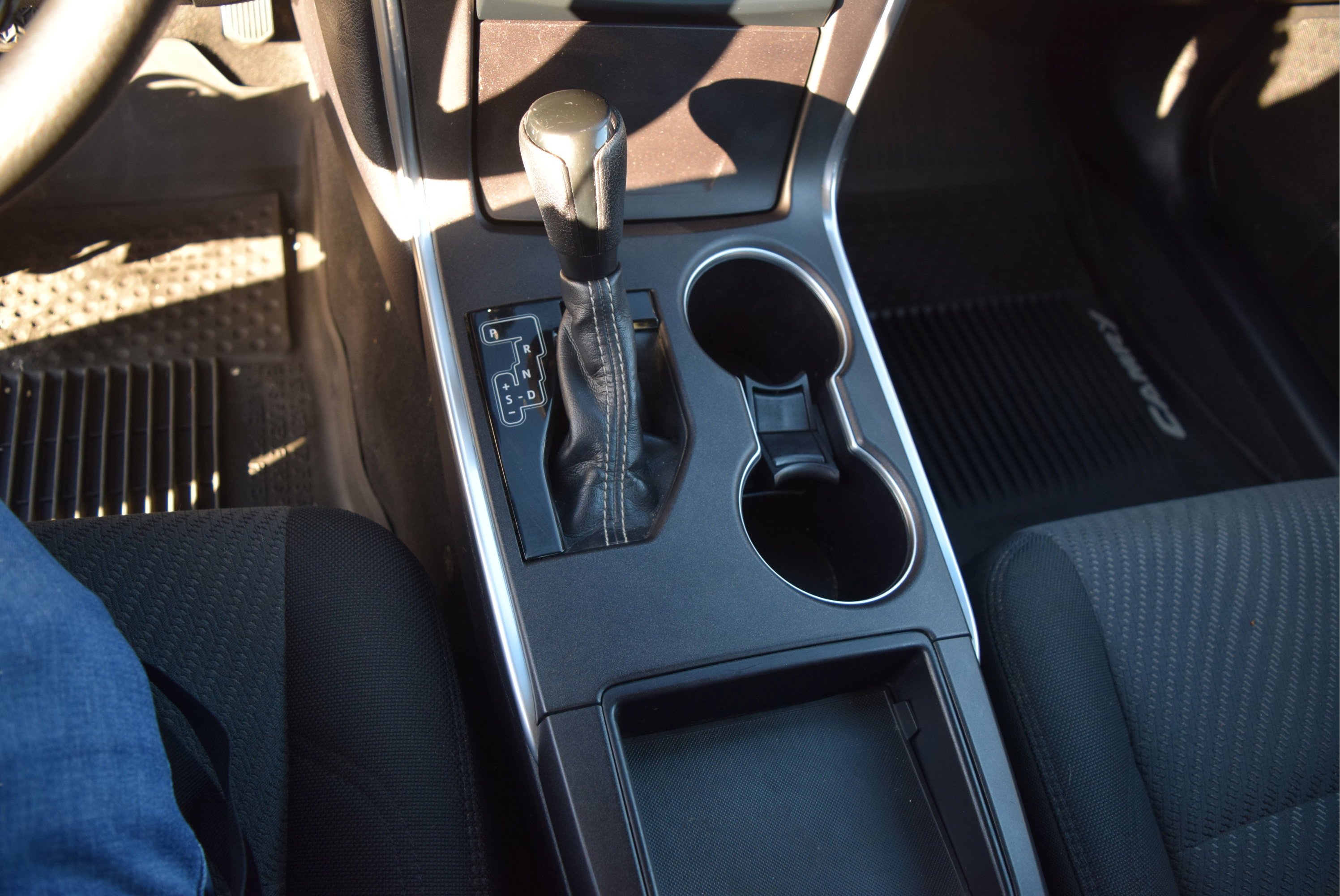 Used 2017 Toyota Camry LE image 12