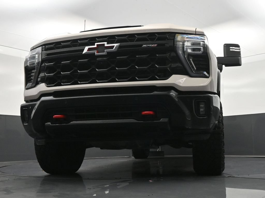 Used 2026 Chevrolet Silverado 2500 ZR2 AWD/4WD image 31
