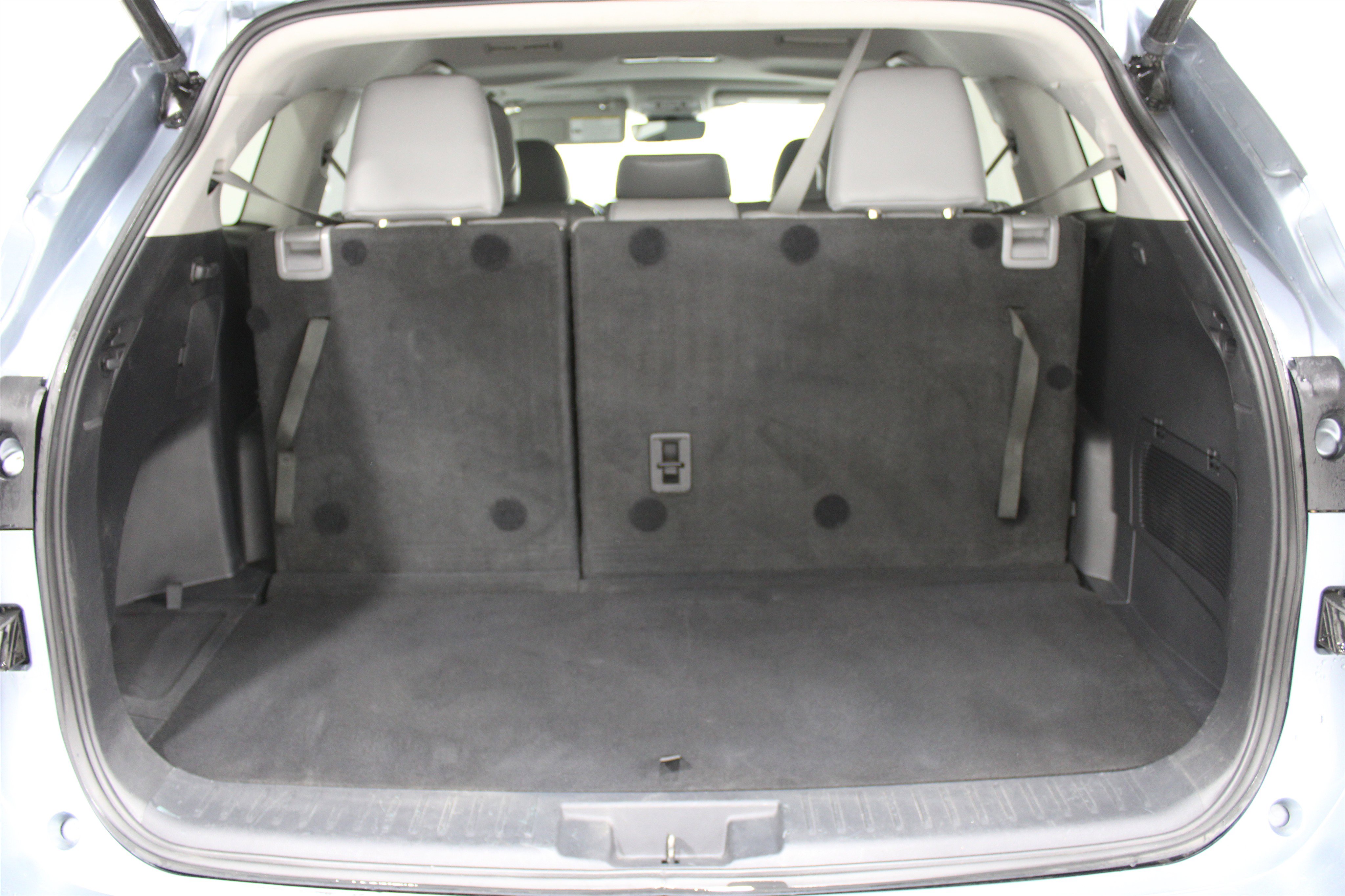 Used 2022 Toyota Highlander XLE image 23