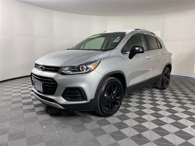 Used 2019 Chevrolet Trax LT w/ Redline Edition image 4