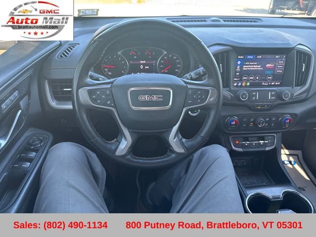 Used 2023 GMC Terrain AT4 AWD/4WD image 15