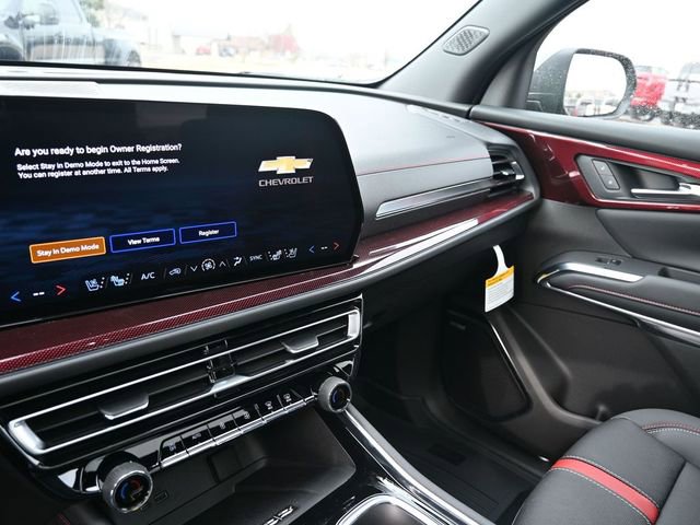 New 2026 Chevrolet Traverse RS w/ LPO, Floor Liner Package image 23