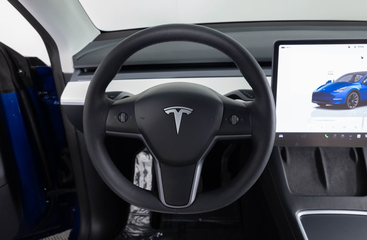 Used 2024 Tesla Model Y Long Range image 31