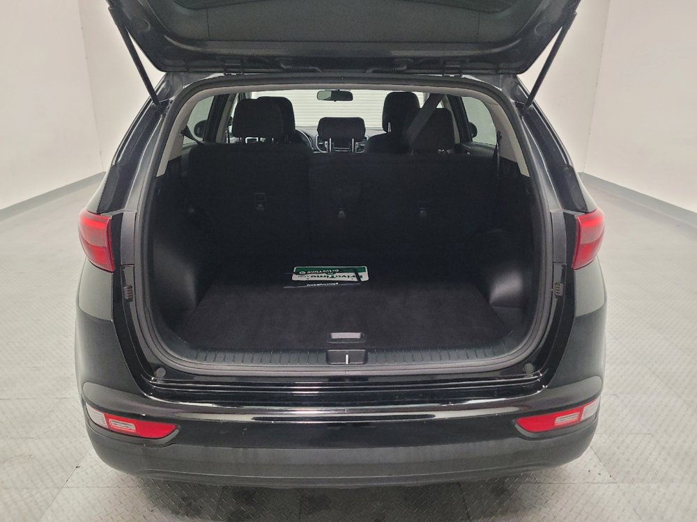 Used 2018 Kia Sportage LX FWD image 29