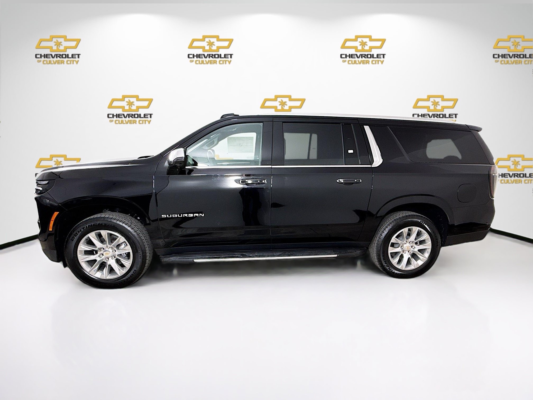 New 2026 Chevrolet Suburban Premier RWD image 5