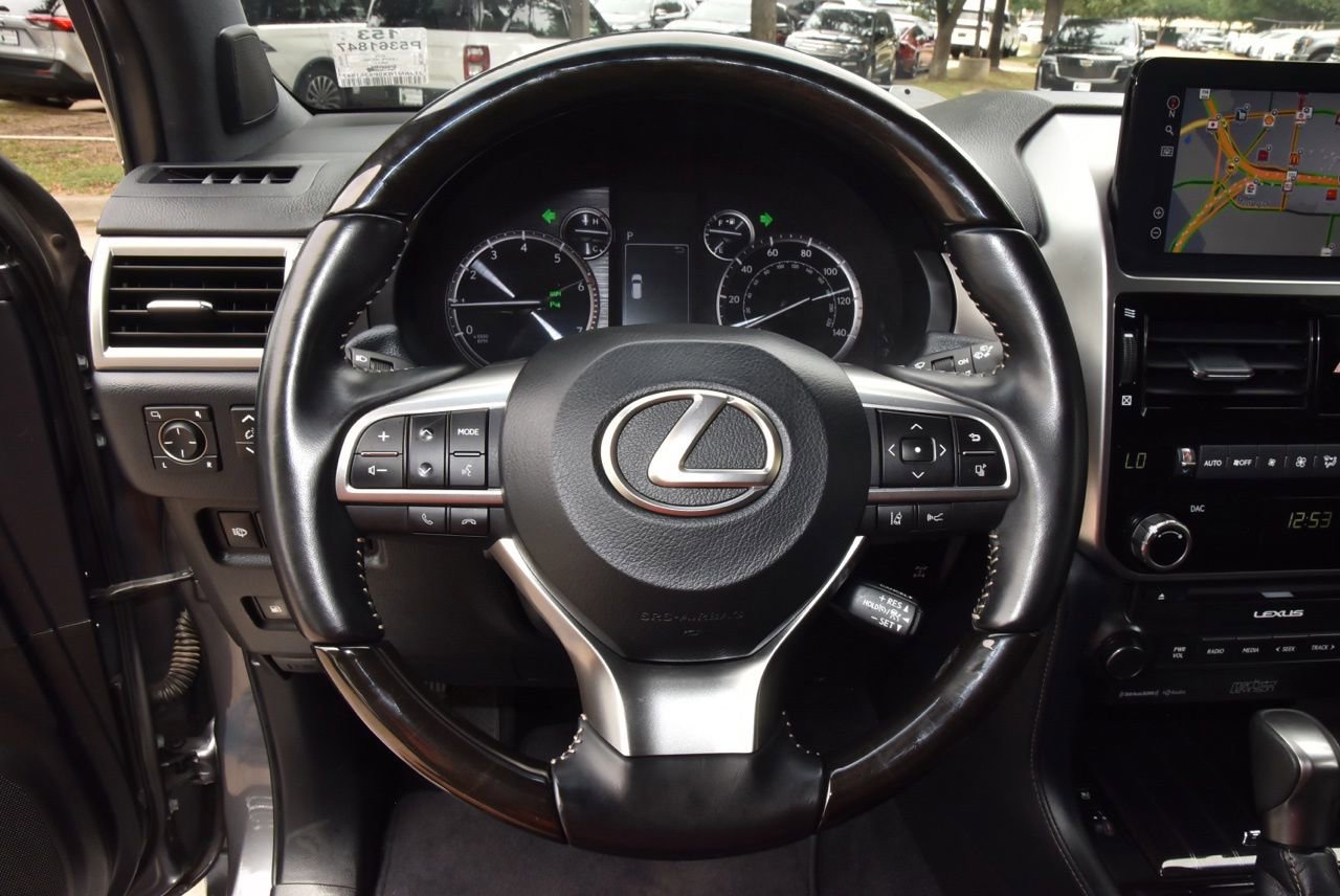 Used 2023 Lexus GX 460 Premium w/ Accessory Package AWD/4WD image 24