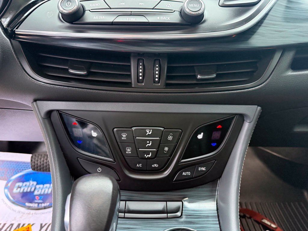 Used 2019 Buick Envision Essence FWD image 39