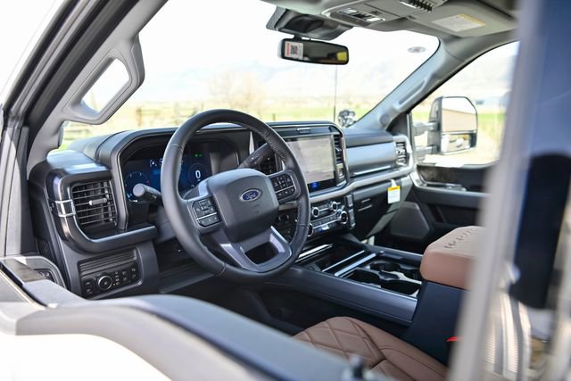 New 2026 Ford F250 Lariat w/ Black Appearance Package AWD/4WD image 22