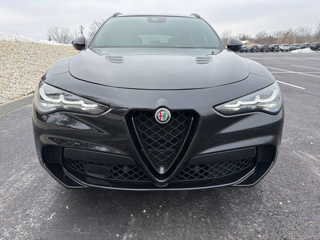 Used 2024 Alfa Romeo Stelvio Quadrifoglio w/ Active Assist Plus Package image 7