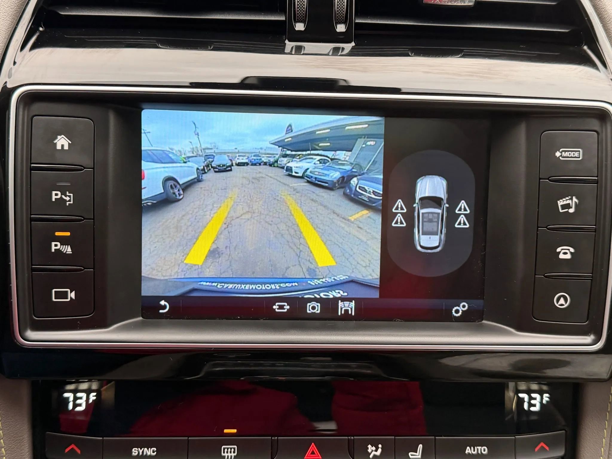 Used 2017 Jaguar F-PACE R-Sport image 29